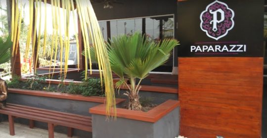 Bedouin Pool Lounge / Paparazzi Lounge Bedouin Pool Lounge / Paparazzi Lounge