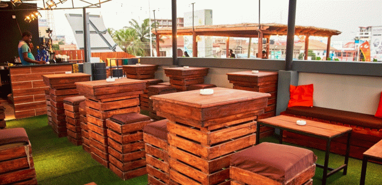 Kona Bar and Grill