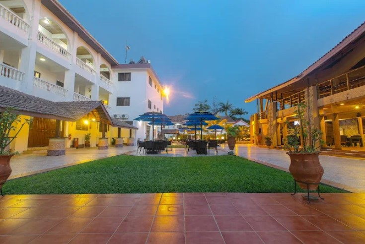 Raybow International Hotel