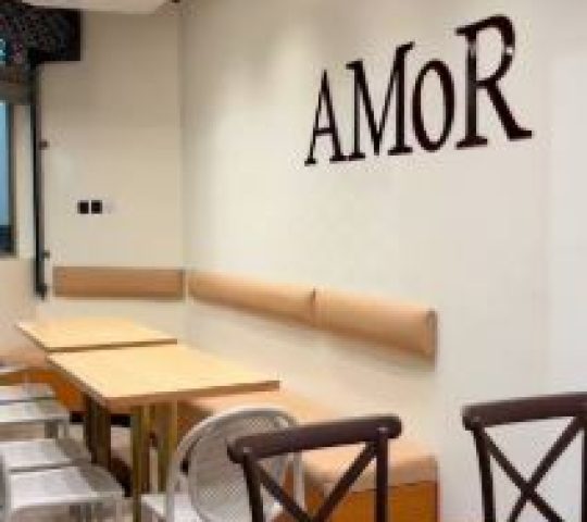 Amor Treats Amor Treats