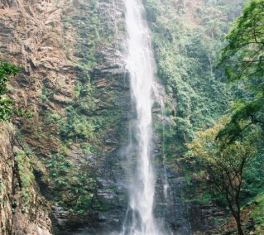 Wli Agumatsa Waterfalls