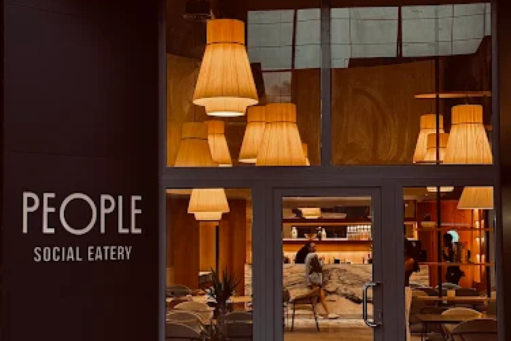 People – Social Eatery