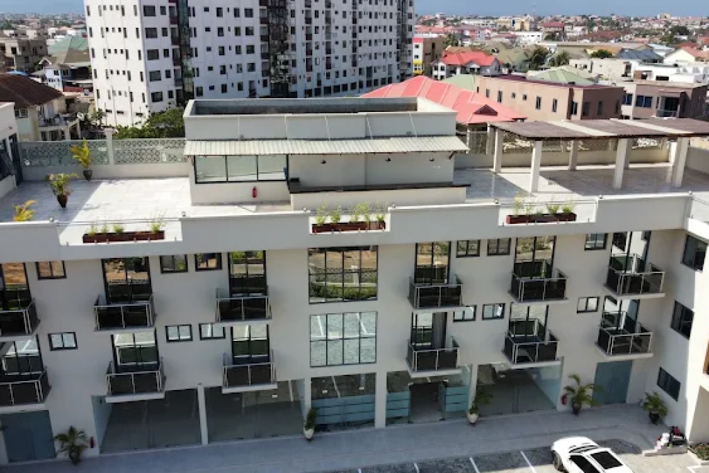 The Pinnacle Apartments Bar & Lounge