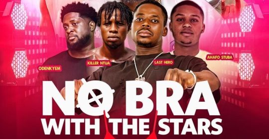 NO BRA WITH THE STARS
