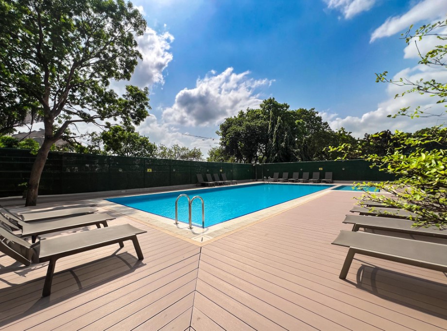 2 Bed Airport Residential: 2 bed property with open plan kitchen and lounge, with access to pool, tennis and gym