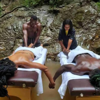 Waterfall Massage with Lunch Experience
